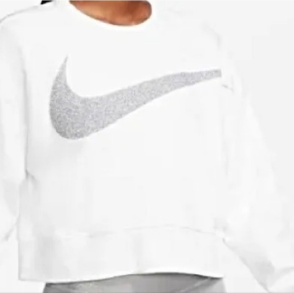 Nike Dri-Fit Cropped Sweatshirt - Picture 8 of 9